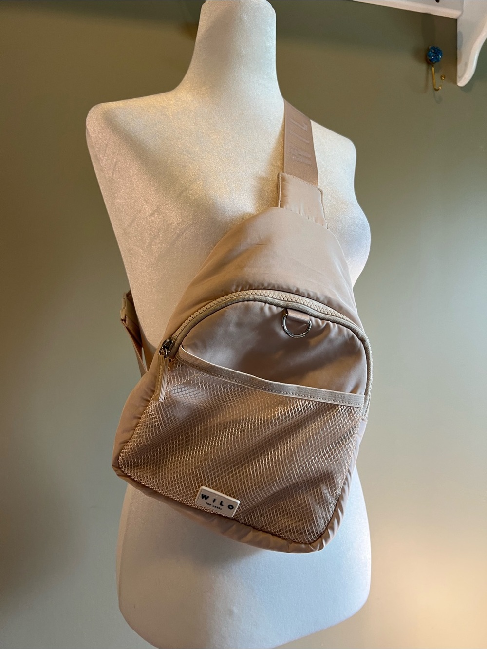 Wilo The Label |‎ Crossbody Sling Bag | Cream
